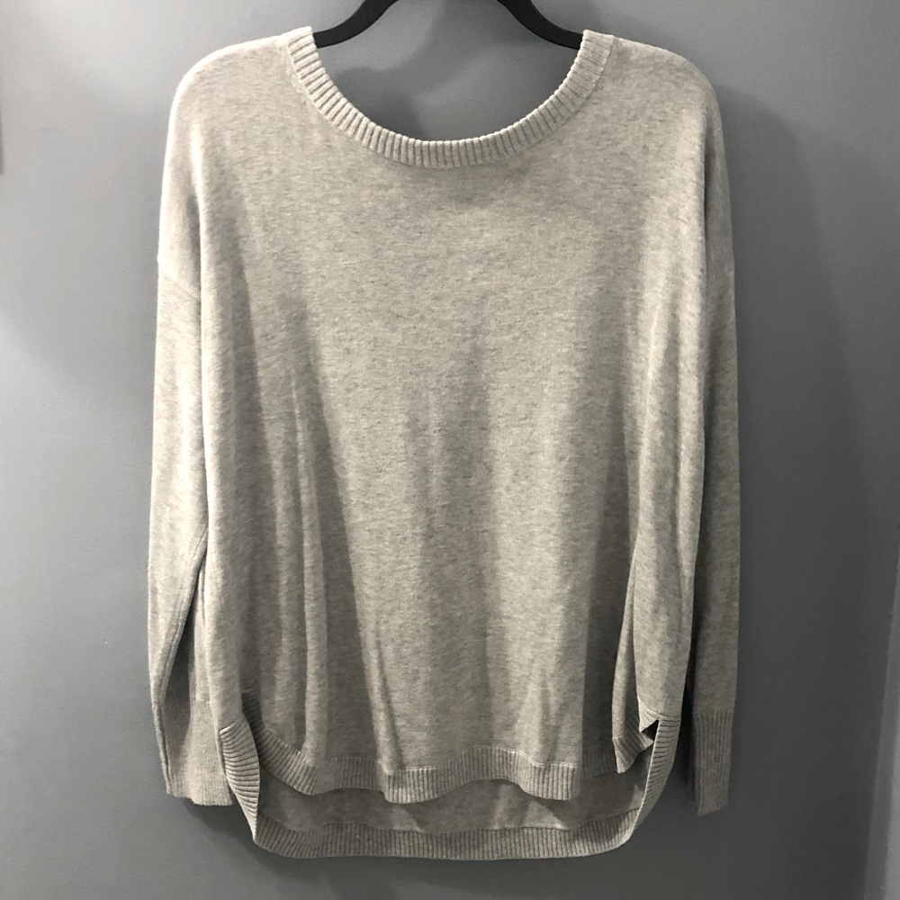 NWT Crown & Ivy Sweater 👚
